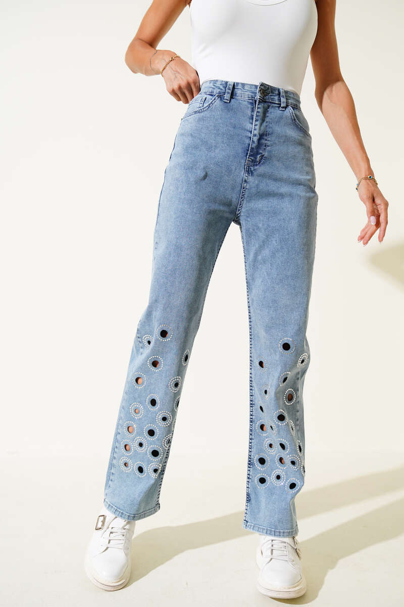 Jeans with Eyelet Stones - Snow Wash