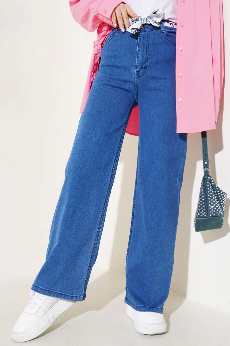 Belted Wide-Leg Jeans with Tie - Blue
