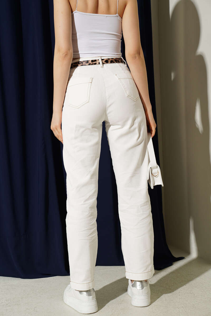 Jeans with Leopard Belt - Ecru
