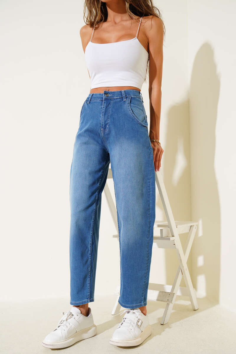 Stretch Baggy Jeans - Mid Blue