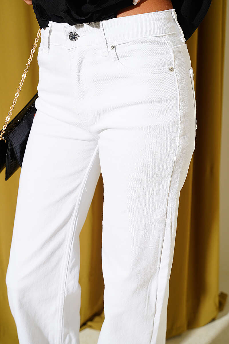 Stretch Wide-Leg Jeans - White