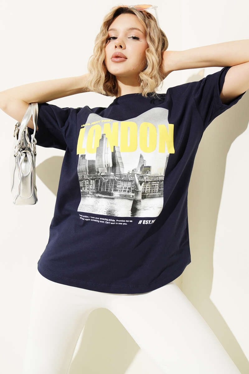 Oversized London Print T-Shirt - Navy