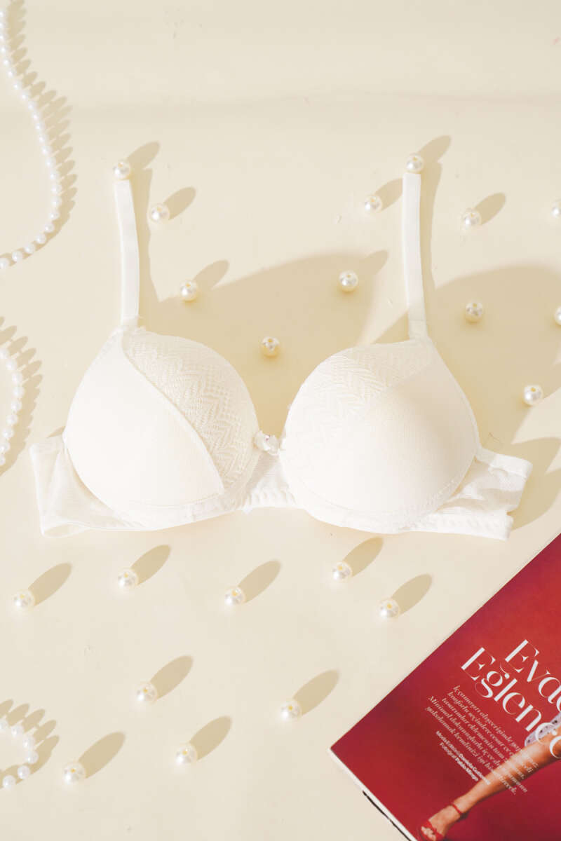 Lotus Padded Jacquard Bra - Ecru