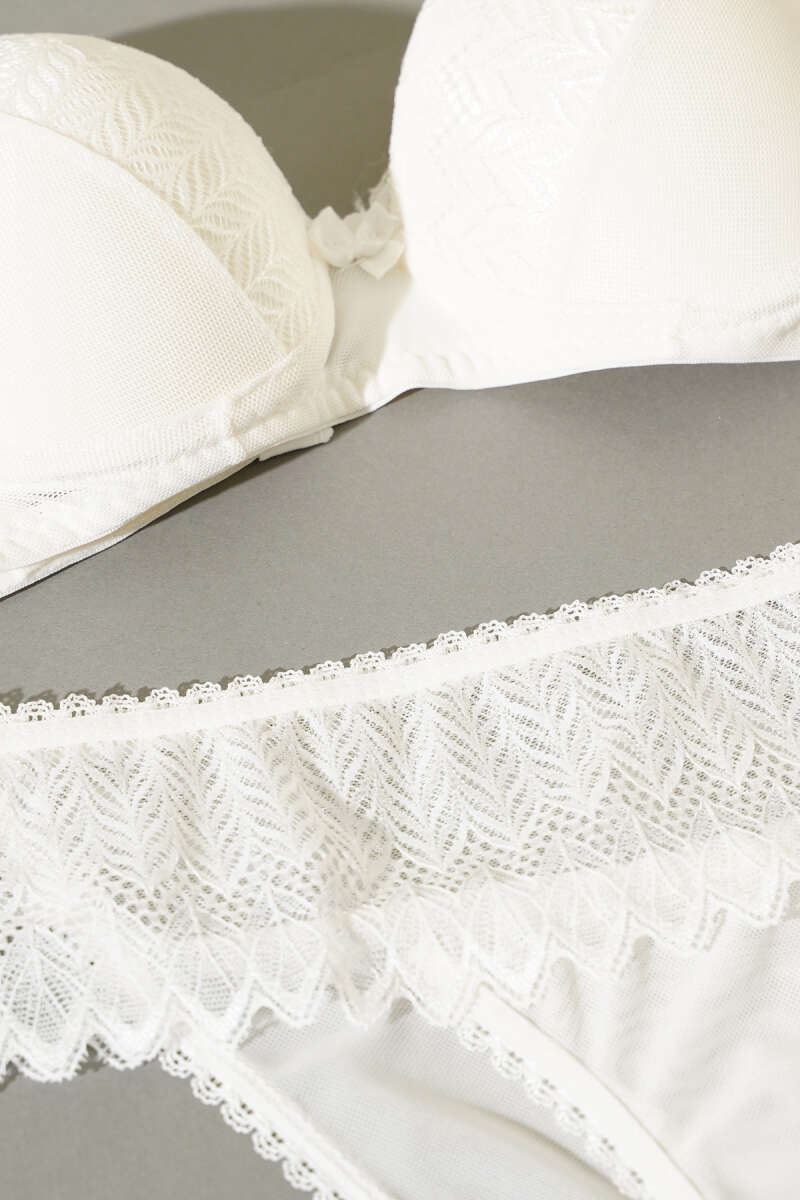 Lotus Padded Jacquard Bra Set - Ecru