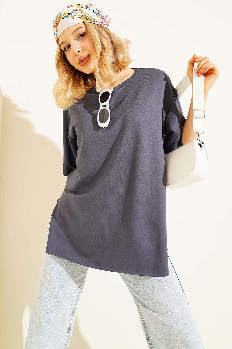 Loycha Double-Sleeve T-Shirt with Slits - Smoke Grey