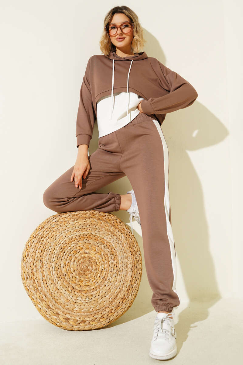 Loycha Three-Piece Set with Camisole - Brown