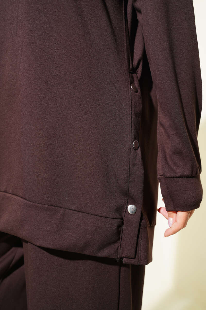 Two-Piece Set with Metal Snap Detail - Dark Brown