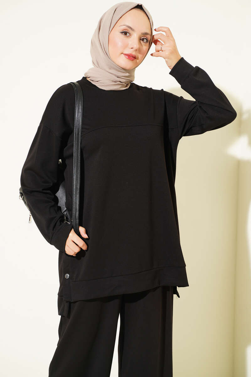 Two-Piece Set with Metal Snap Detail - Black