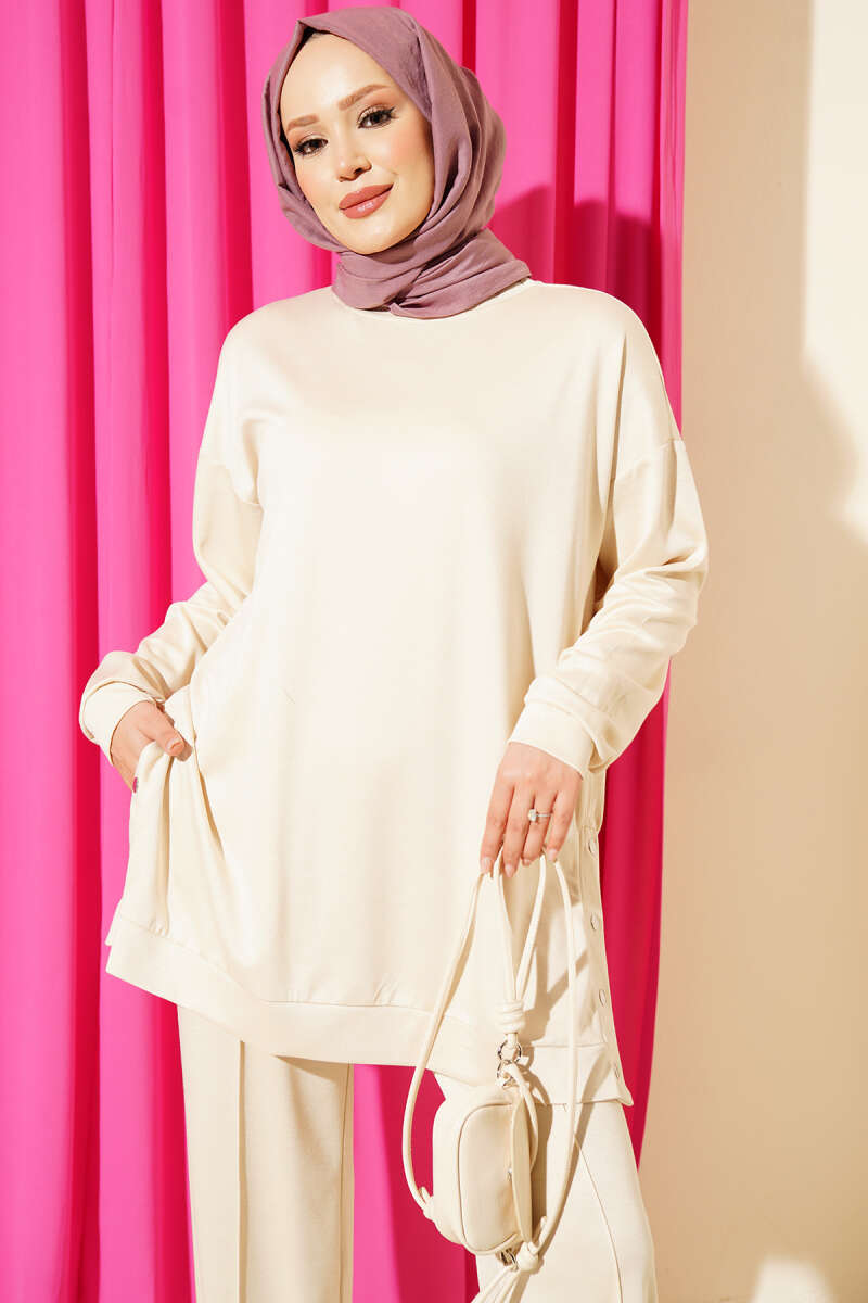 Basic Two-Piece Set with Metal Snaps - Beige