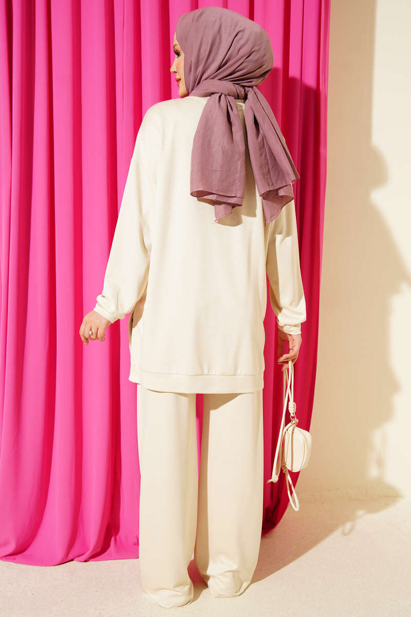 Basic Two-Piece Set with Metal Snaps - Beige