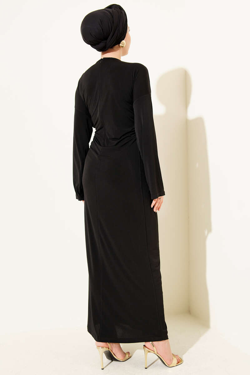 Ruched Sandy Dress with Metal Buckle - Black