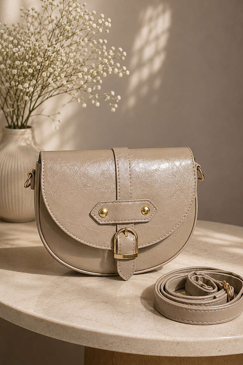 Magnetic Handbag with Metal Buckle - Beige