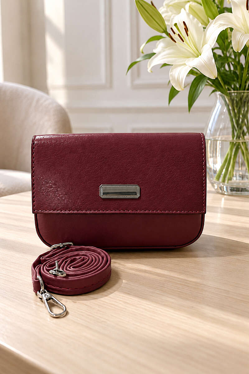 Magnetic Flap Crossbody Bag - Burgundy