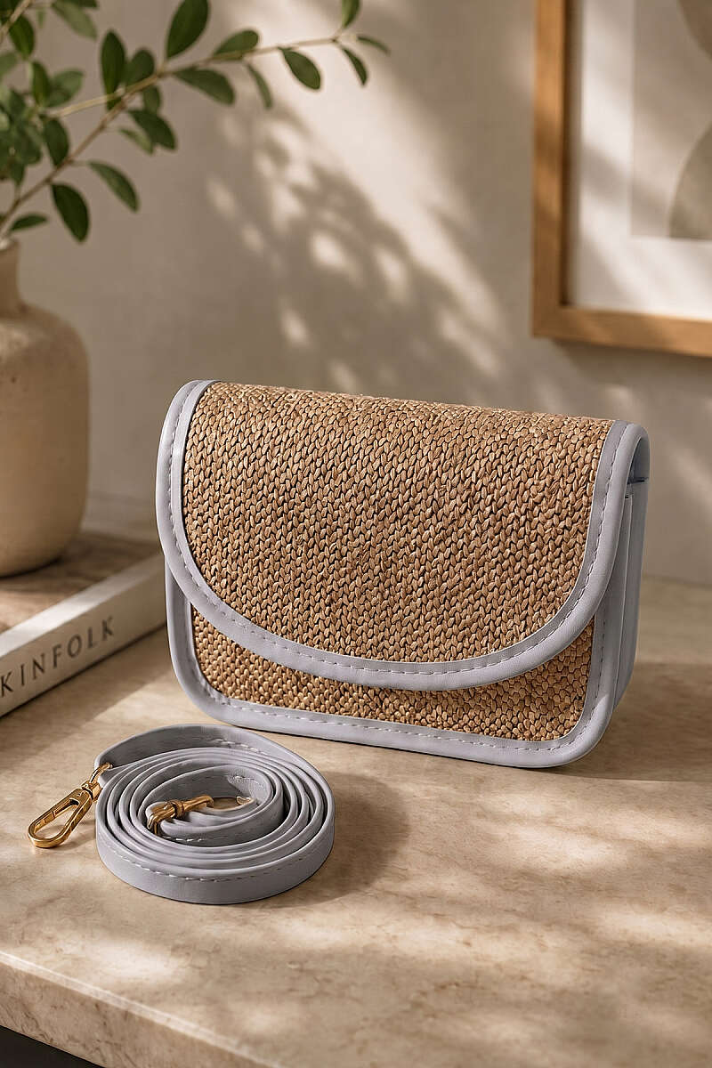 Magnetic Straw Block Bag - Light Blue