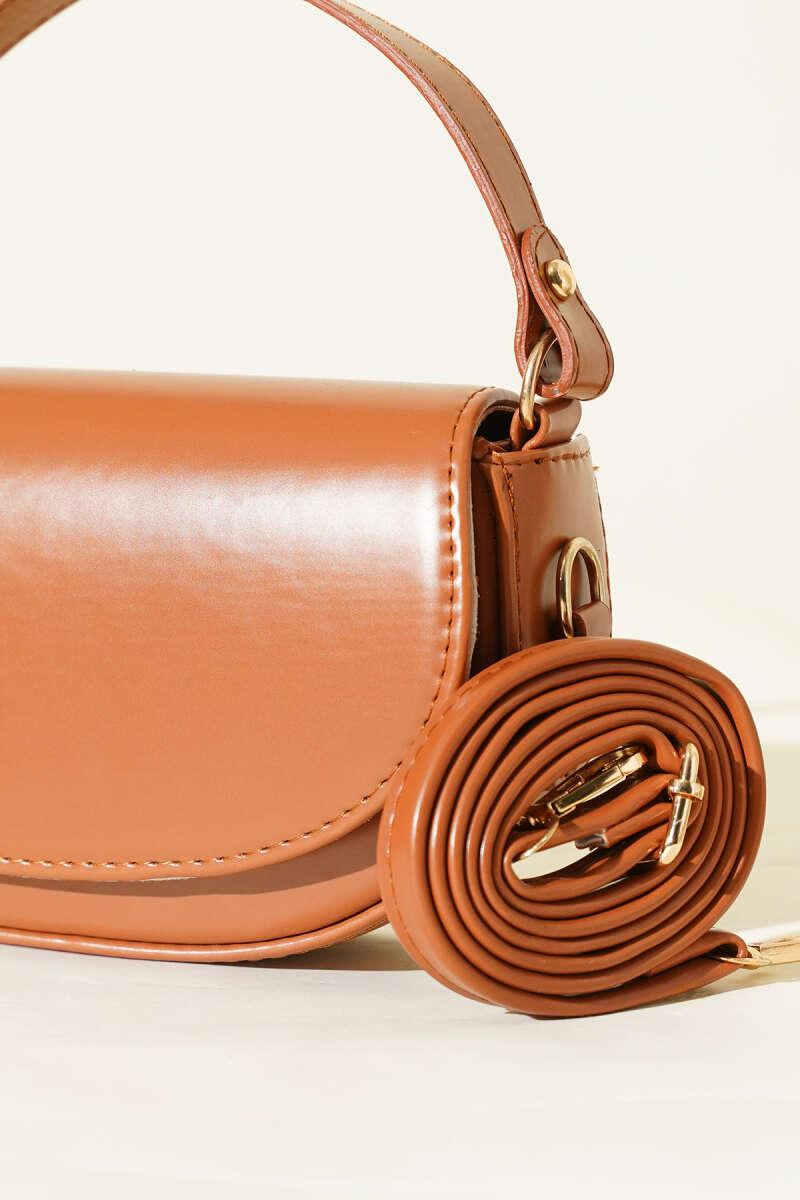 Oval Magnetic Handbag - Tan