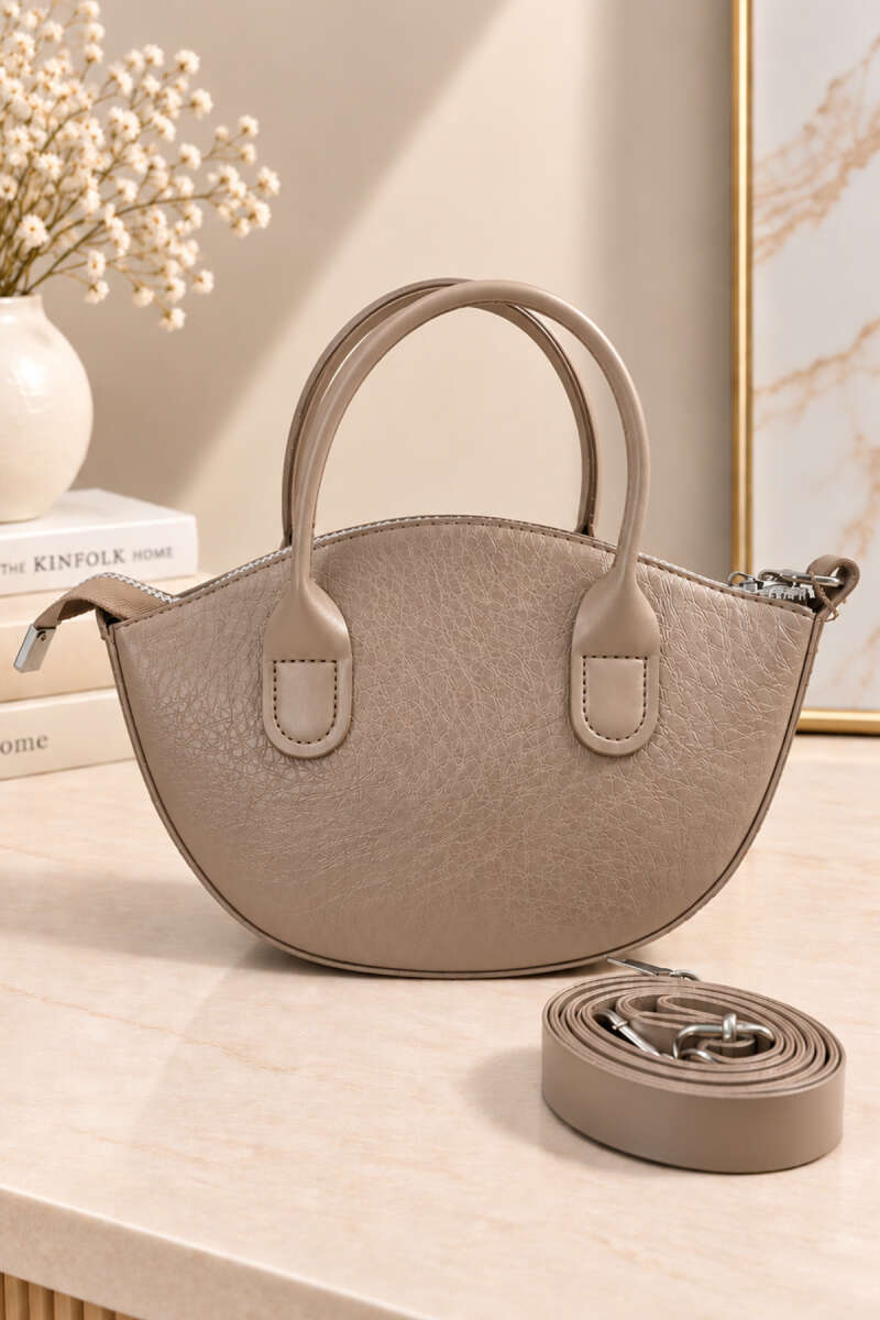 Minimal Oval Crossbody Bag - Beige