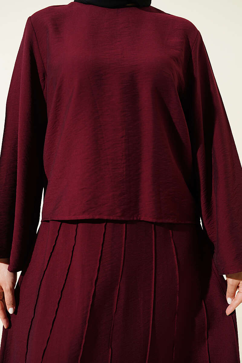 Ribbed-Blouse Skirt Set - Burgundy