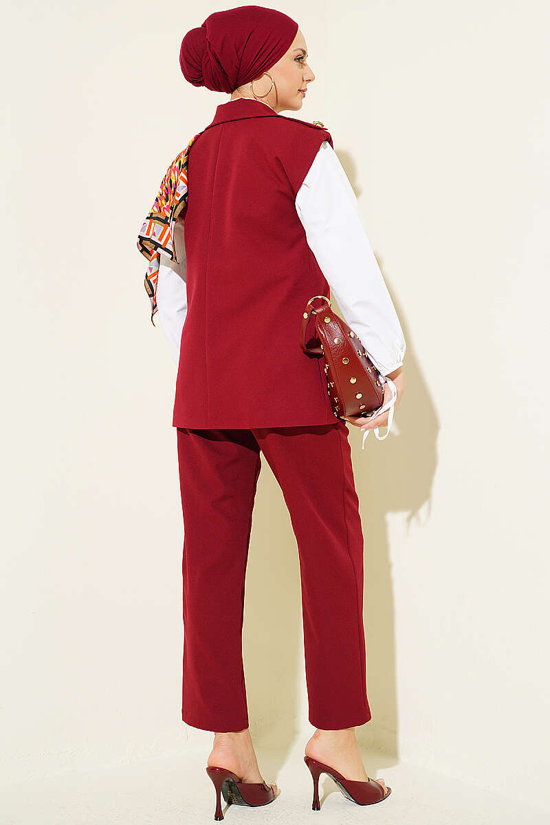 Vest Set with Epaulettes and Gold Buttons - Burgundy