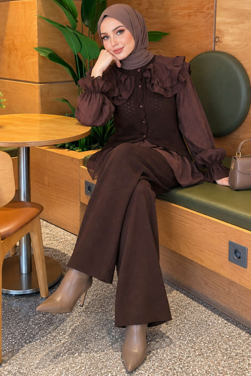 Knit Two-Piece Set with Ruffled Shoulders - Brown