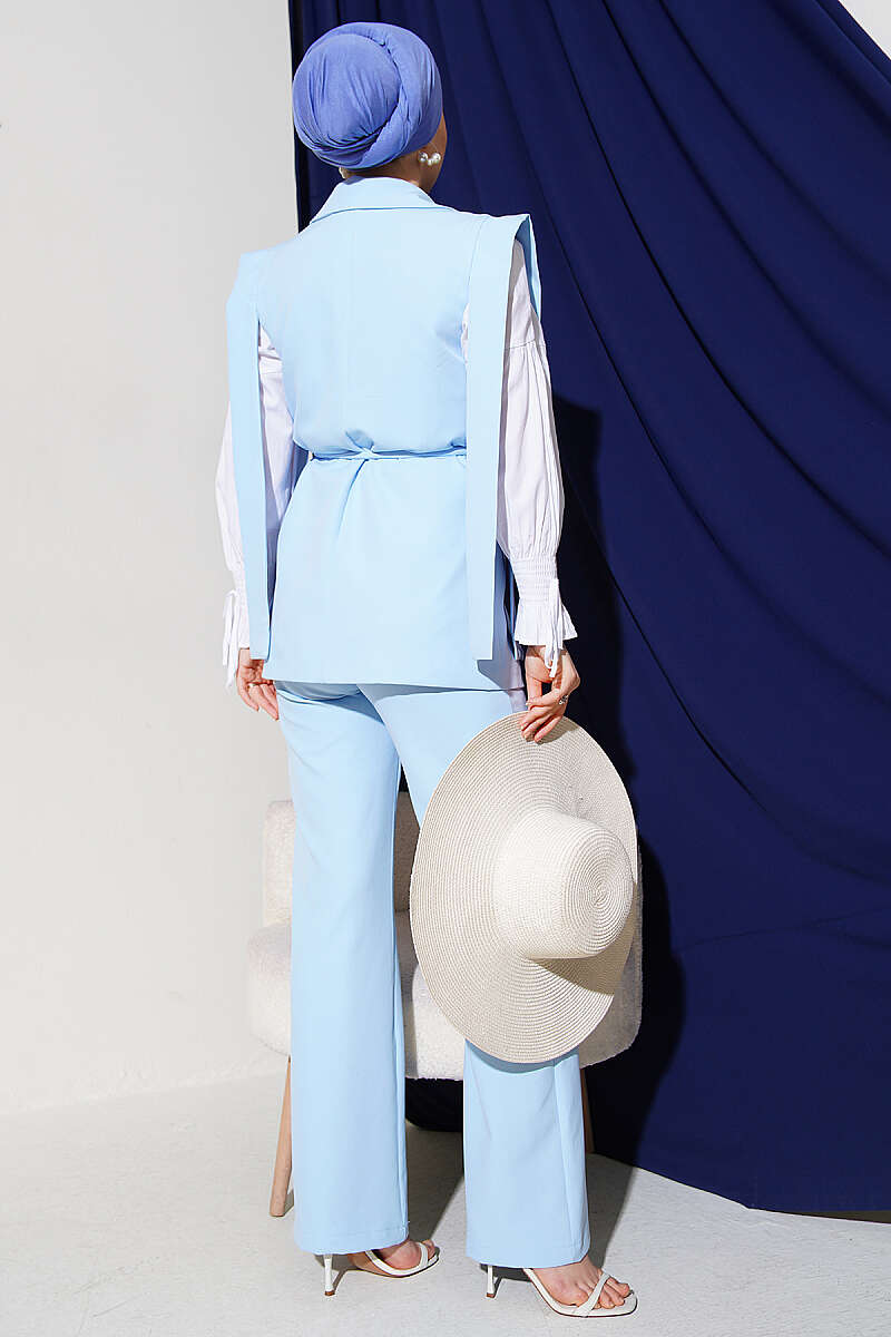 Vest Two-Piece Set with Shoulder Belt - Light Blue