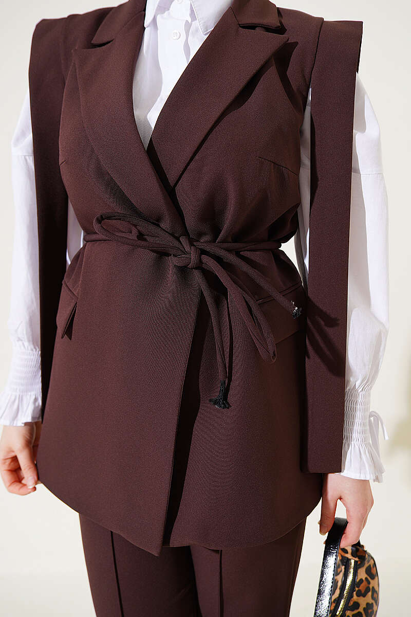 Vest Two-Piece Set with Shoulder Belt - Brown