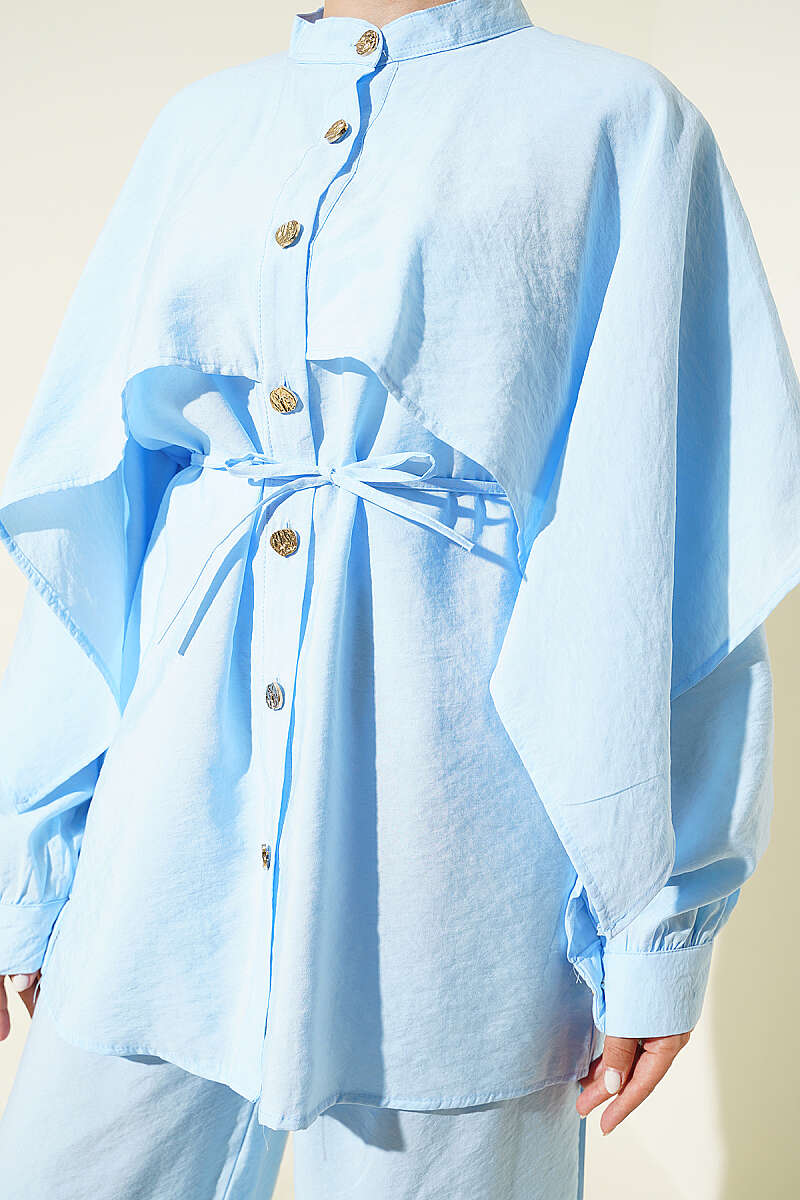 Two-Piece Set with Shoulder Cape and Gold Buttons - Blue