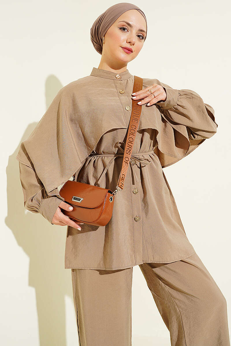 Two-Piece Set with Shoulder Cape and Gold Buttons - Mink