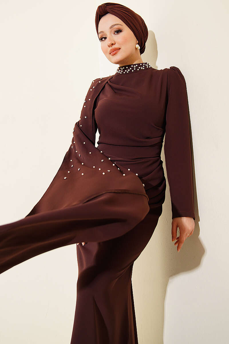 Pearl Evening Dress with Shoulder Cape - Brown