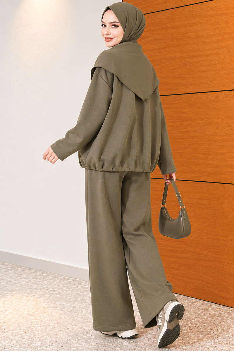 Loose Two-Piece Set with Shoulder Scarf - Khaki
