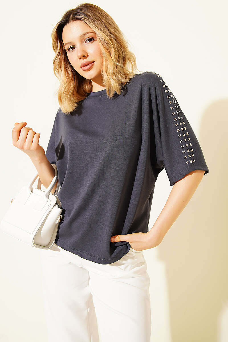 Loycha T-Shirt with Stone Shoulders - Smoke Grey