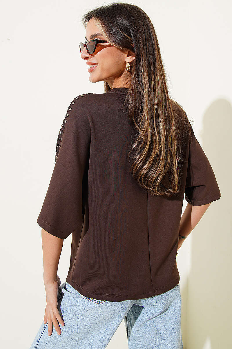 Loycha T-Shirt with Stone Shoulders - Brown