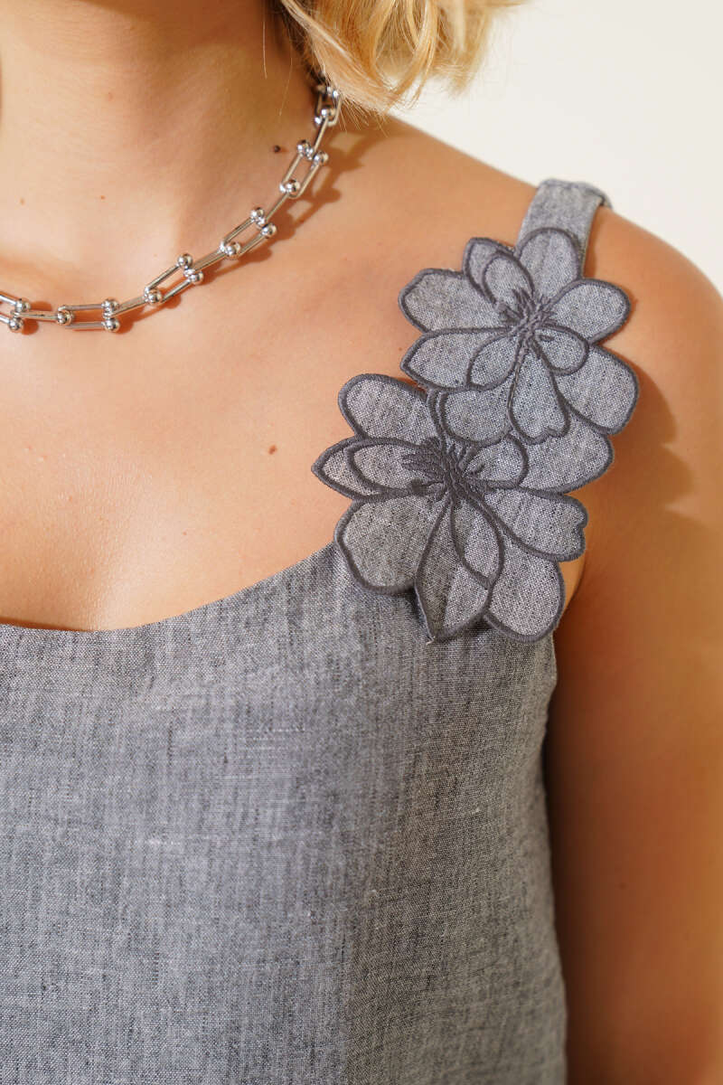 Two-Piece Set with Floral Shoulder Detail - Grey
