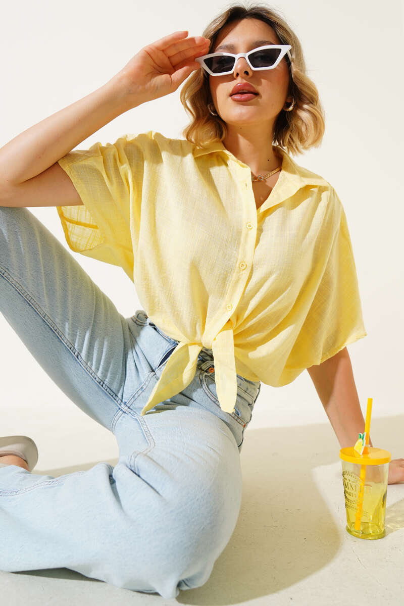 Tie-Front Elastic Shirt - Yellow