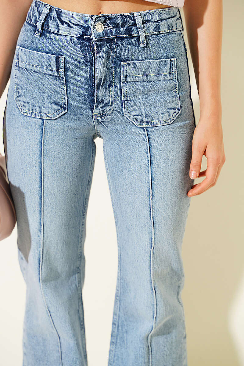 Topstitched Flared Jeans with Front Pockets - Light Blue