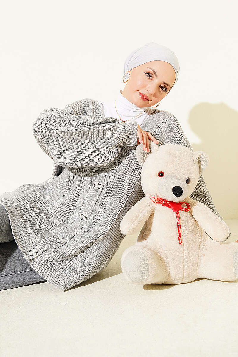 Button-Front Cable-Knit Cardigan - Grey