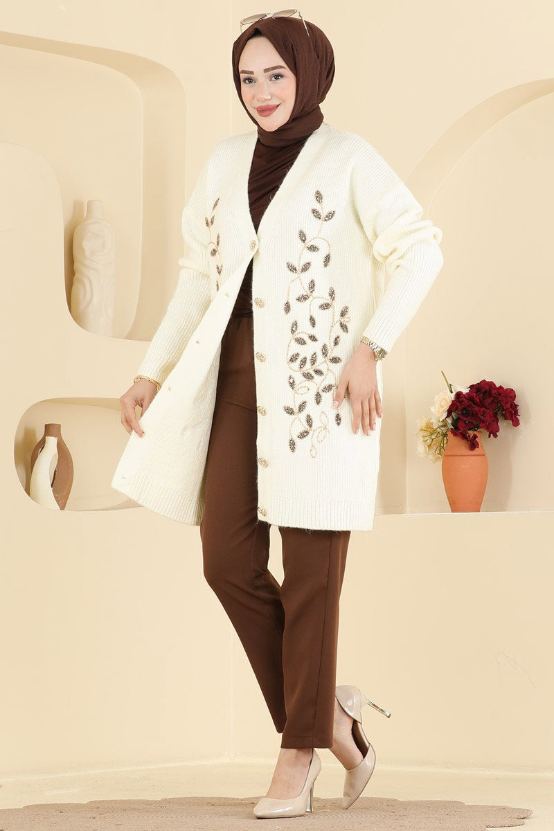 Button-Front Knit Cardigan with Pockets - Ecru