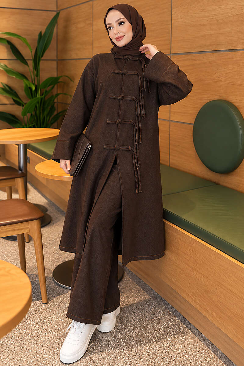 Two-Piece Set with Rivet Front - Dark Brown