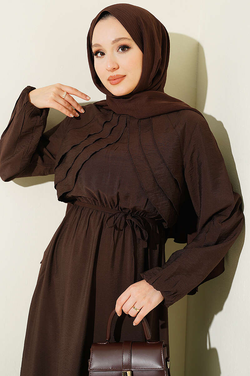 Dress with Vertical Front Ruffle and Elastic Waist - Brown