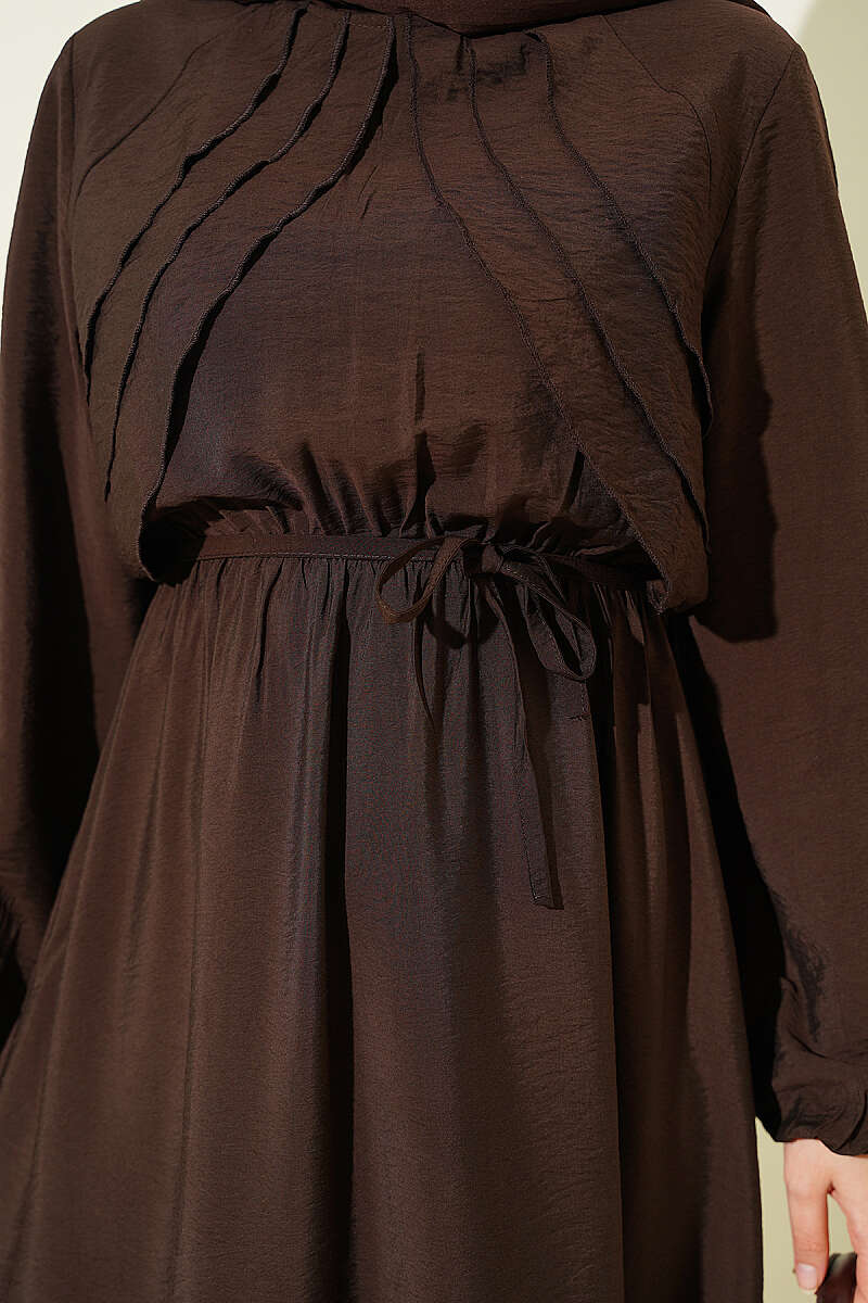 Dress with Vertical Front Ruffle and Elastic Waist - Brown