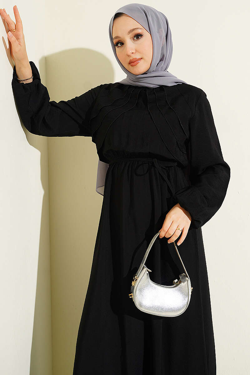 Dress with Vertical Front Ruffle and Elastic Waist - Black