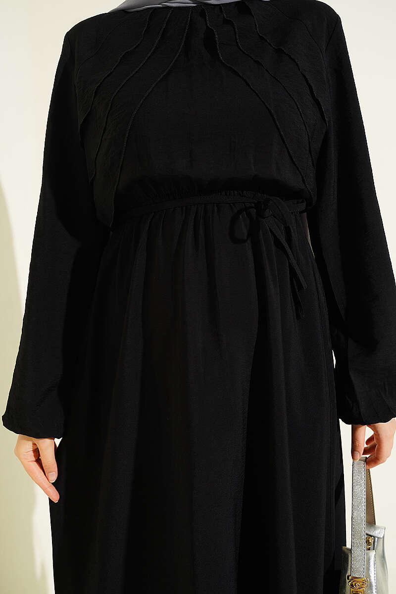 Dress with Vertical Front Ruffle and Elastic Waist - Black
