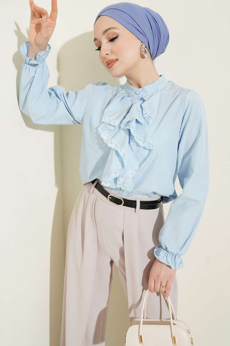 Short Lace Shirt with Front Ruffle - Blue