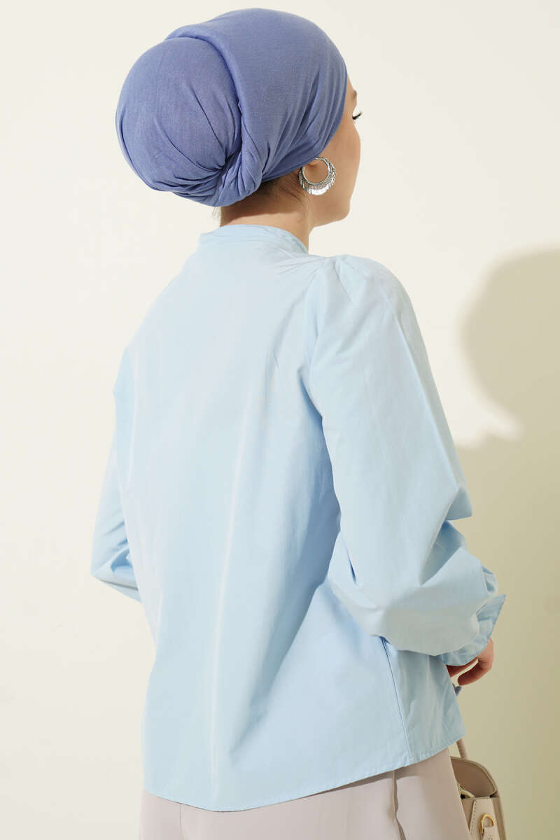 Short Lace Shirt with Front Ruffle - Blue