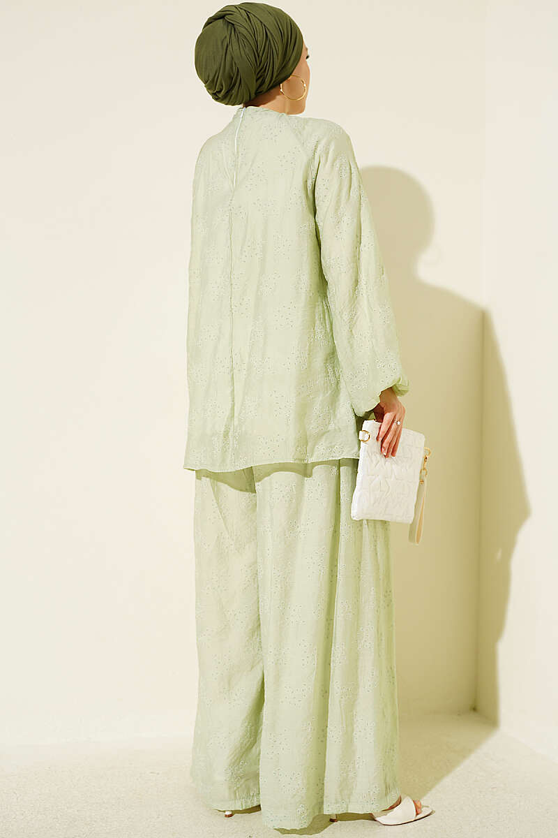Loose Patterned Two-Piece Set with Ruffled Front - Green