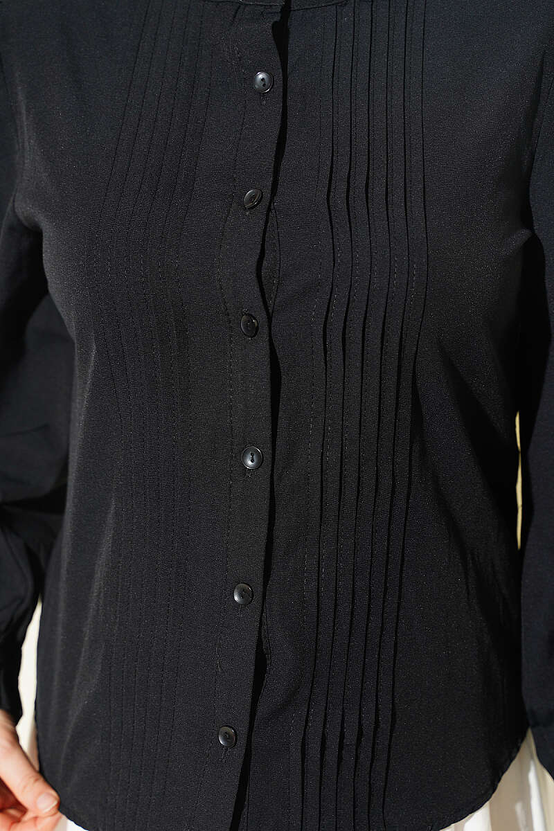 Short Shirt with Pintuck Front - Black