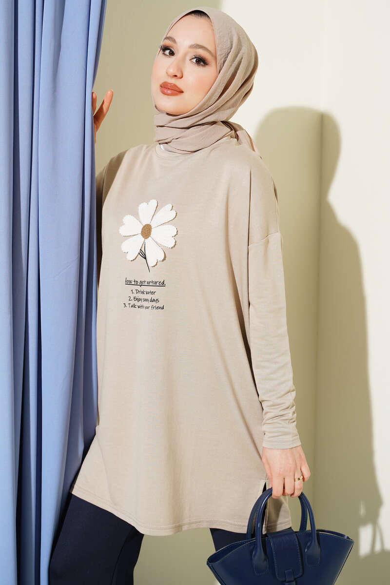 Tunic with Daisy Emblem - Beige