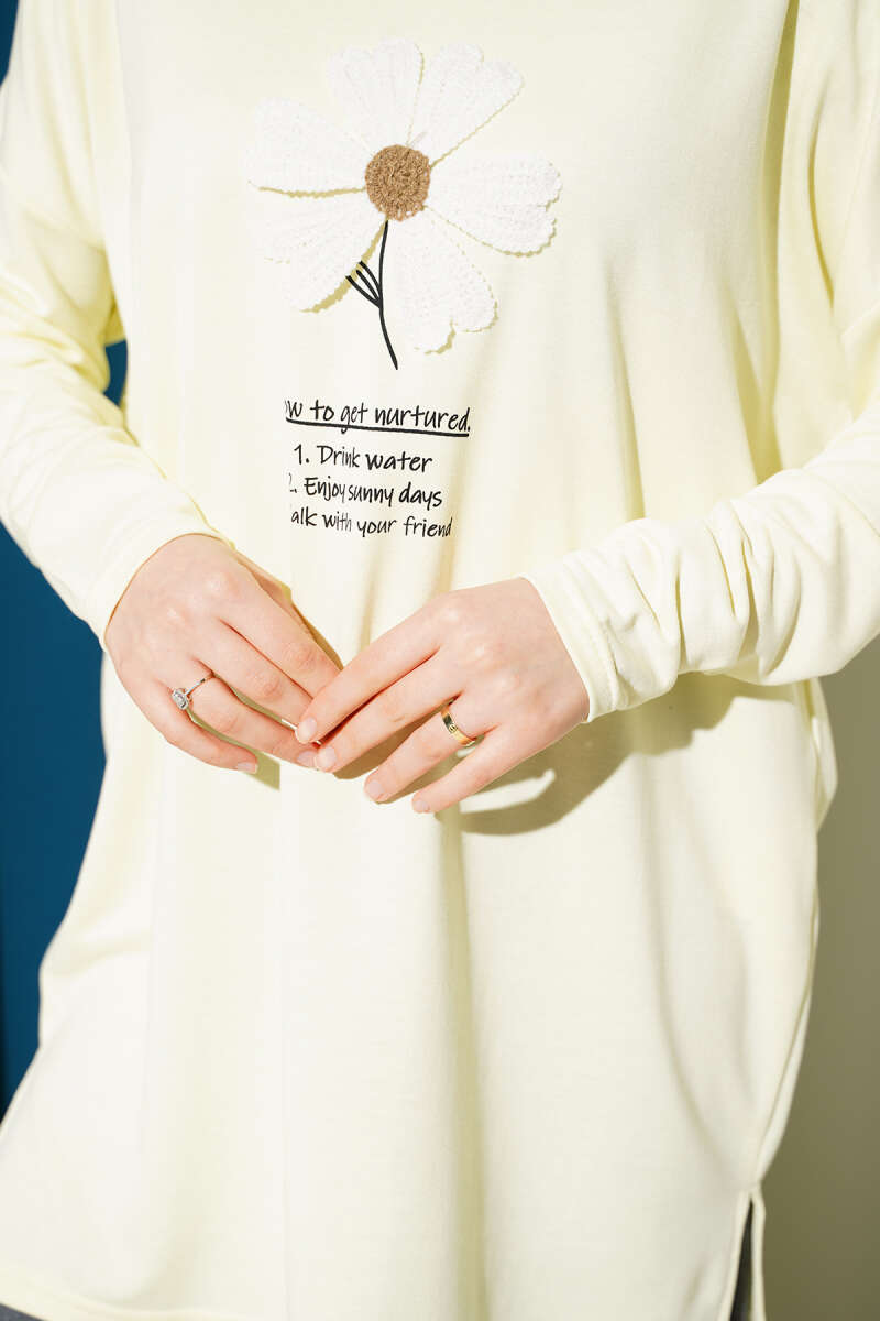 Tunic with Daisy Emblem - Yellow