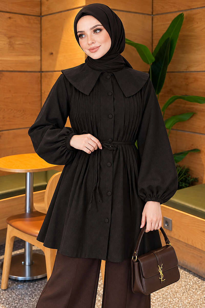 Pleated-Front Sailor-Collar Shirt - Black