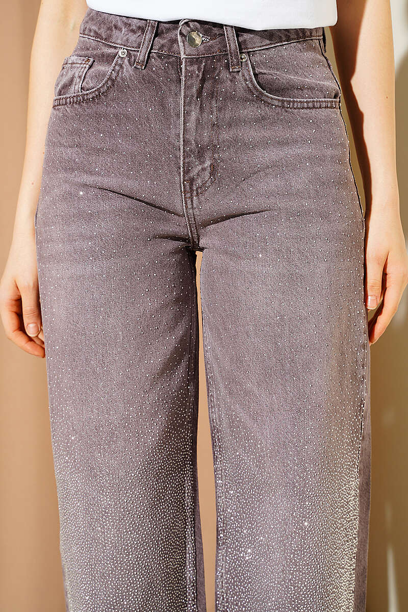 Baggy Jeans with Jewelled Front - Brown