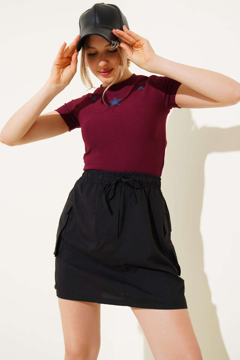 Star Front Crop Top - Burgundy